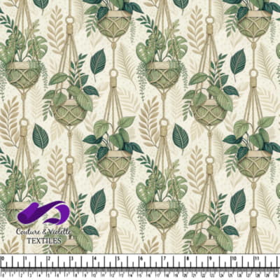 Plantes feuillues vertes dans des pots macramé suspendus avec des feuilles tropicales